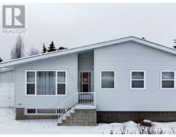 300 Hammond Drive, fox creek, Alberta