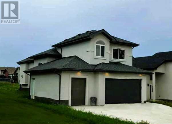 905 9 Avenue NE, fox creek, Alberta