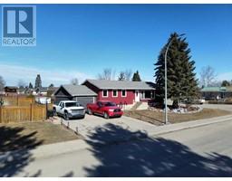 513 Hammond Drive S, fox creek, Alberta