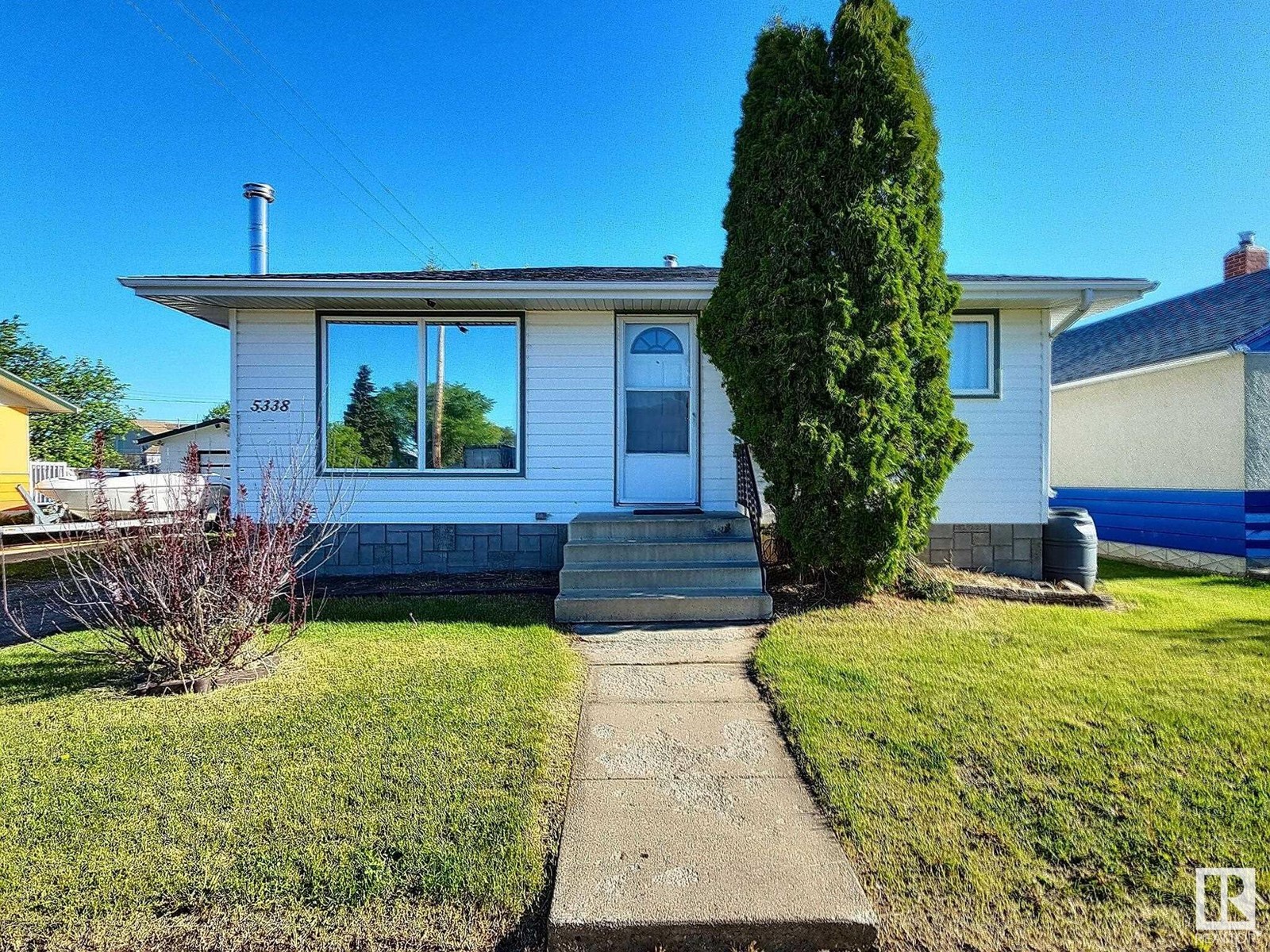 5338 52 AV, st. paul town, Alberta