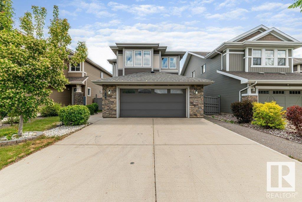 8719 218 ST NW, edmonton, Alberta