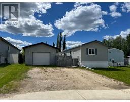 907 6 Avenue, fox creek, Alberta