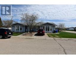 5125 A & B Victoria Avenue, coronation, Alberta