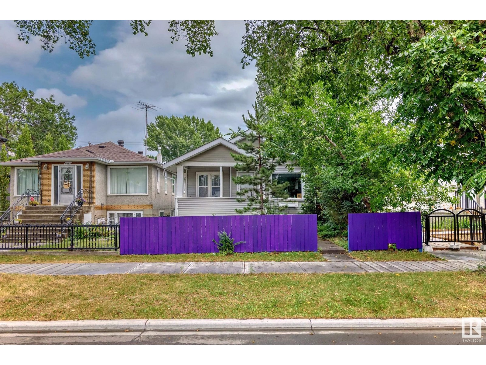 11245 96 ST NW, edmonton, Alberta