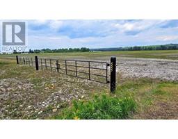 1200 Highway 584, sundre, Alberta