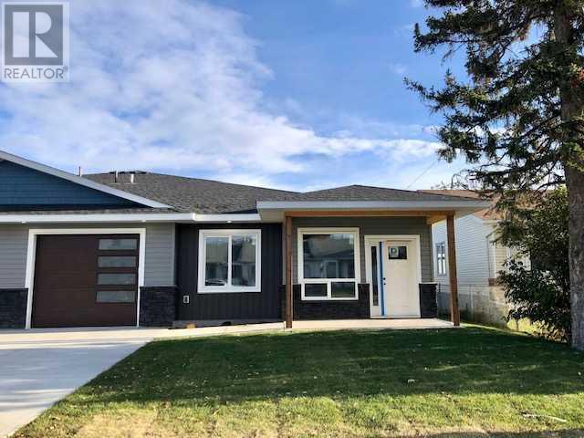 #1, 4738 49A Avenue, lacombe, Alberta