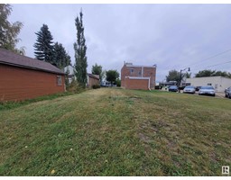 5108 50, mundare, Alberta