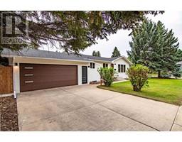 33 Munro Crescent, red deer, Alberta