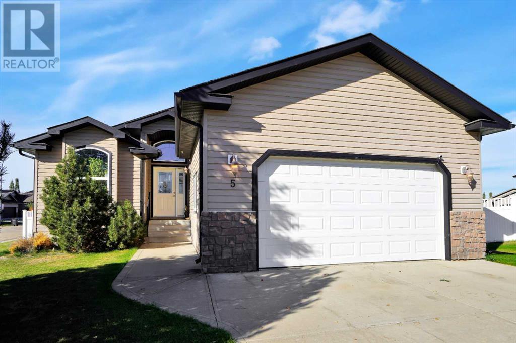 5 Landsdown Green, sylvan lake, Alberta