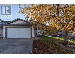 337 Diefenbaker Drive, fort mcmurray, Alberta