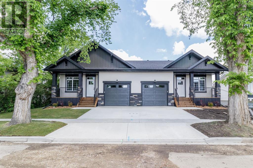 2, 5324 49 Avenue, lacombe, Alberta