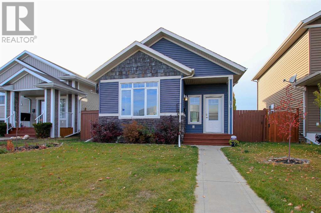 10 Cedar Square, blackfalds, Alberta