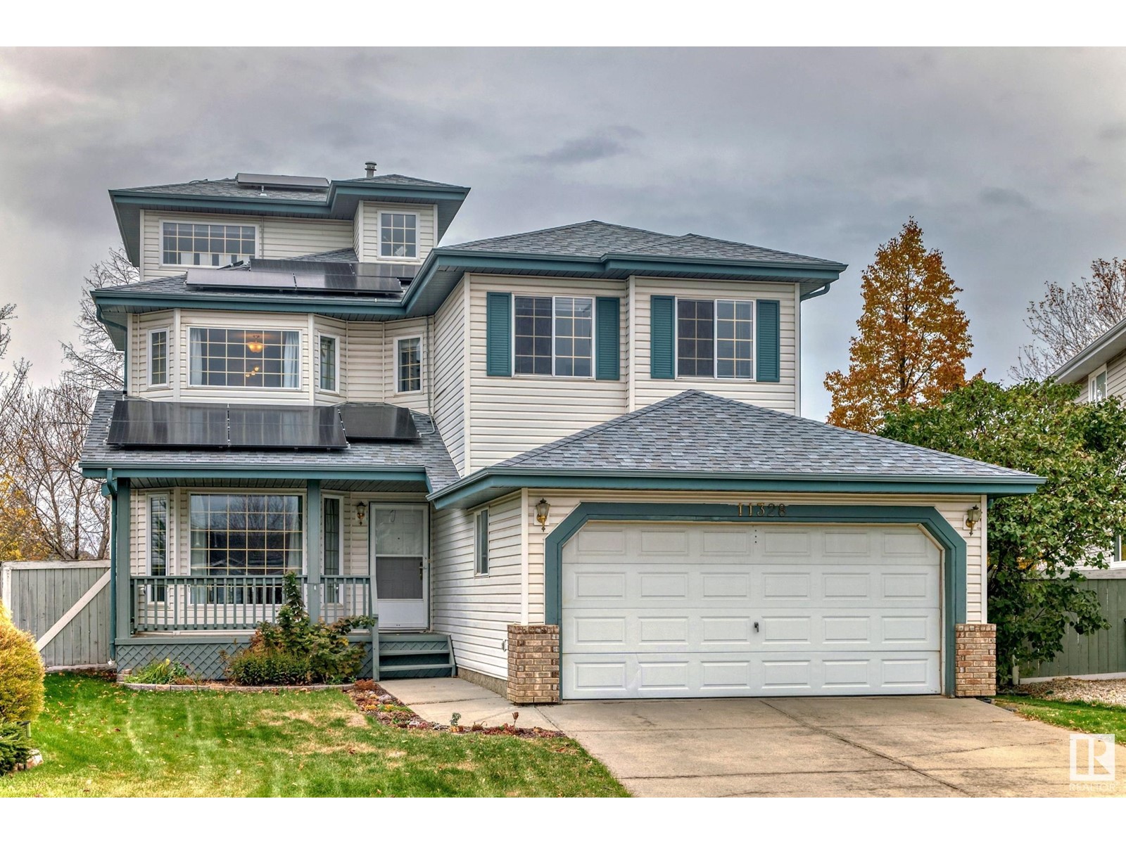 11328 9 AV NW, edmonton, Alberta