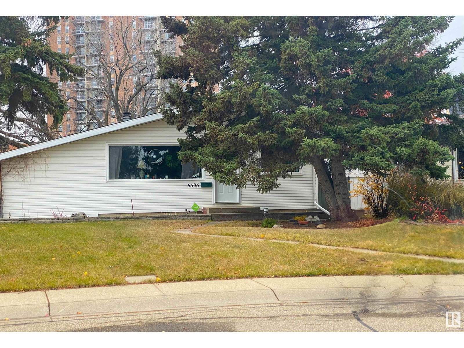 8506 153 ST NW NW, edmonton, Alberta