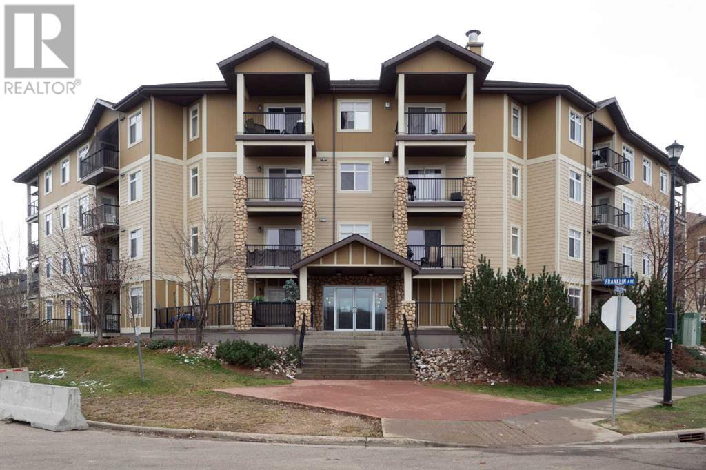 104, 100 Denholm Gate, fort mcmurray, Alberta