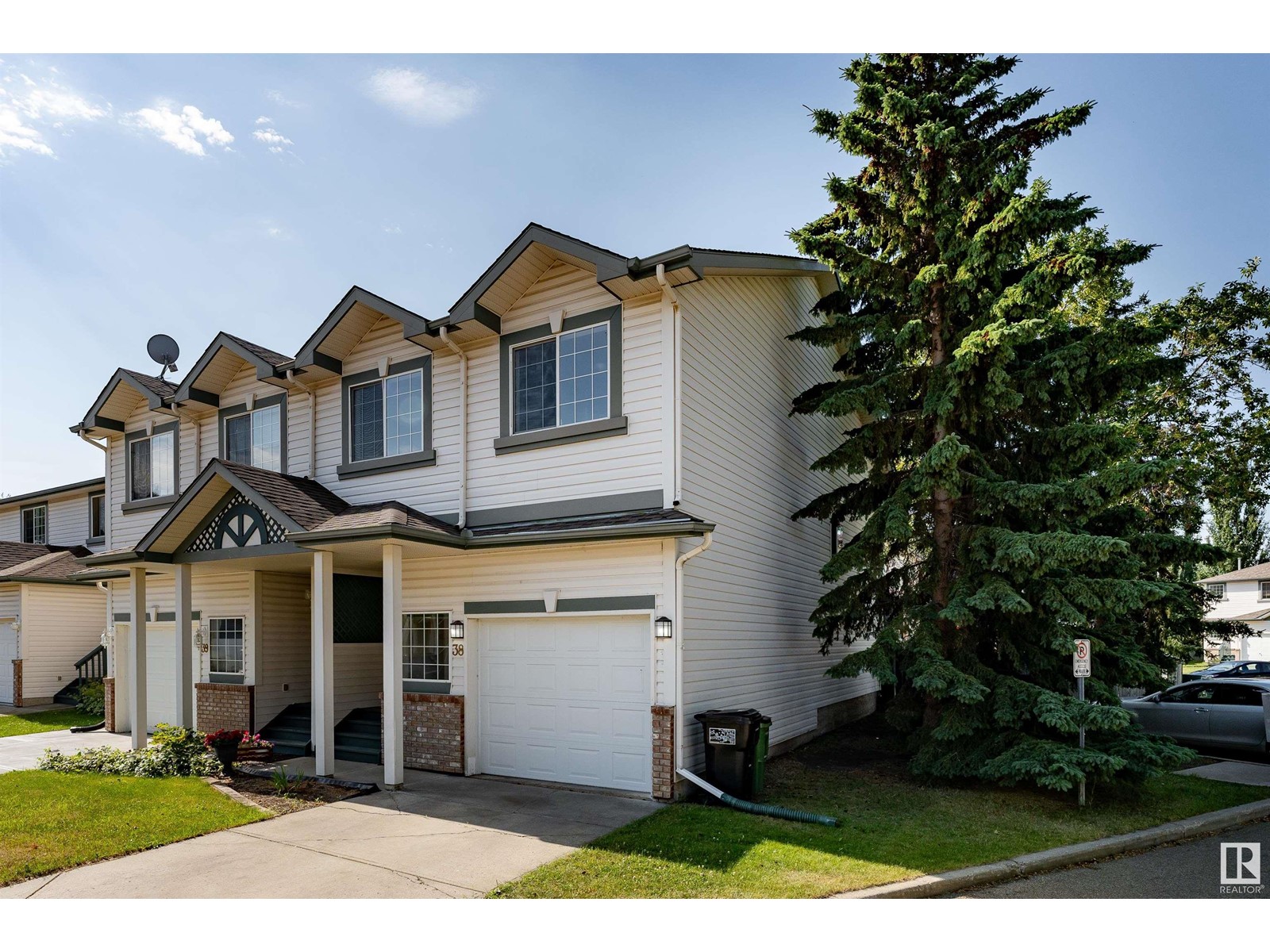 #38 300 HOOPER CR NW, edmonton, Alberta