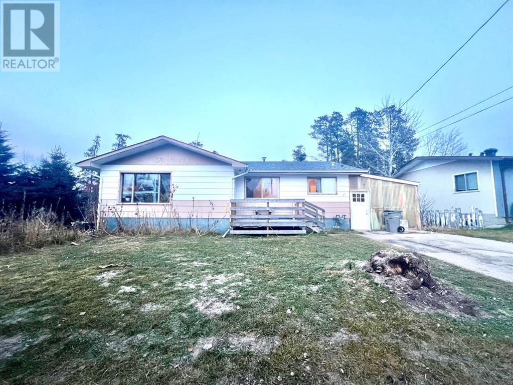 36 Sandy Drive, whitecourt, Alberta