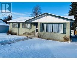 133 SUNWAPTA Drive, hinton, Alberta